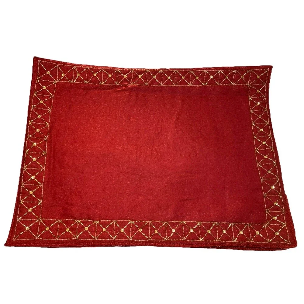 Christmas Placemats Lot Of 4 Gold Beaded Red Rectangle Holiday Dinnerware Table